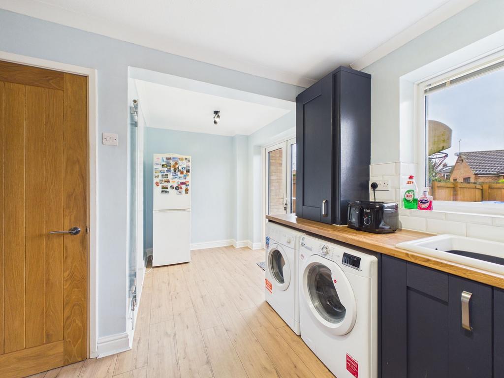 Dining kitchen