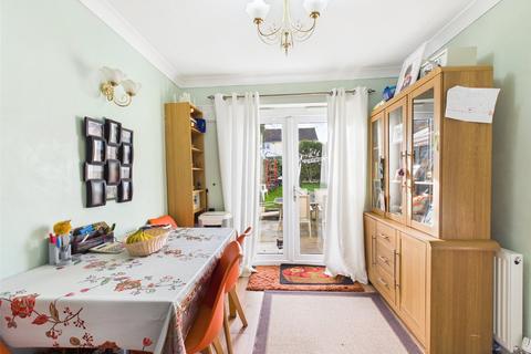 undefined, Underhill Road, Matson, Gloucester, Gloucestershire, GL4