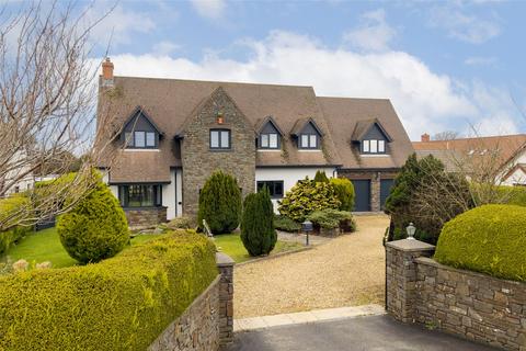 6 bedroom detached house for sale, Brickhurst Park, Johnston, Haverfordwest, Pembrokeshire, SA62
