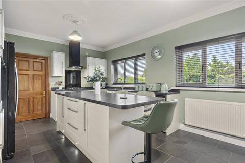 6 bedroom detached house for sale, Brickhurst Park, Johnston, Haverfordwest, Pembrokeshire, SA62