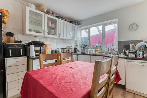 5 bedroom end of terrace house for sale, Kent Square, Great Yarmouth