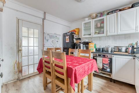 5 bedroom end of terrace house for sale, Kent Square, Great Yarmouth