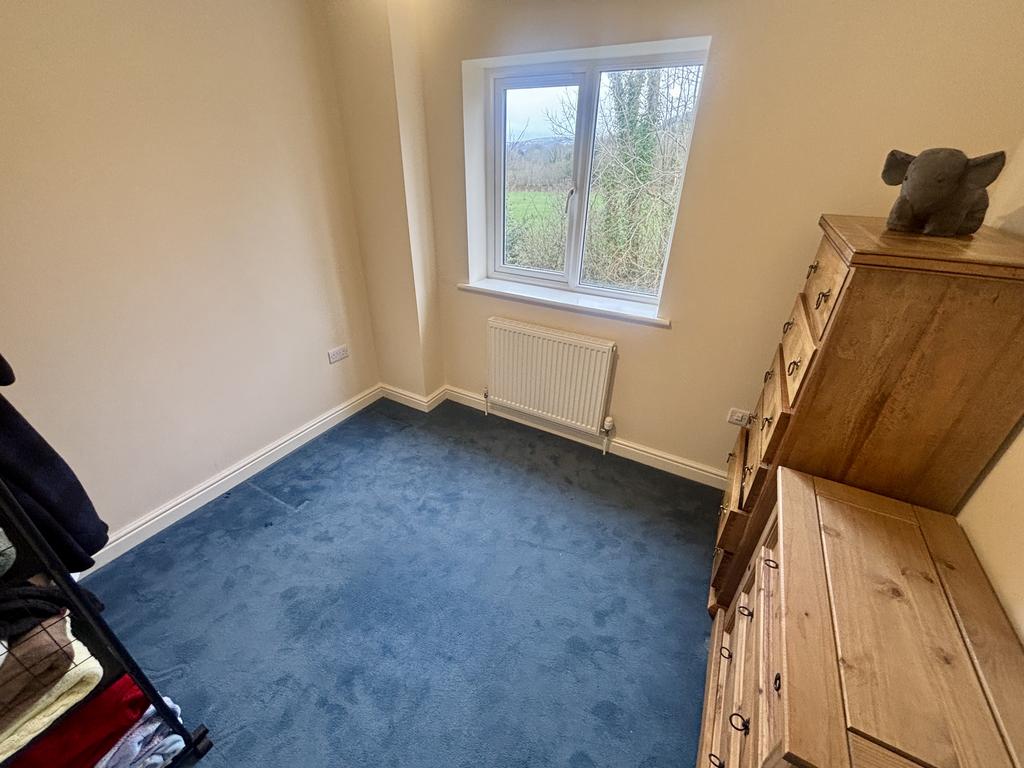 Rear bedroom 3