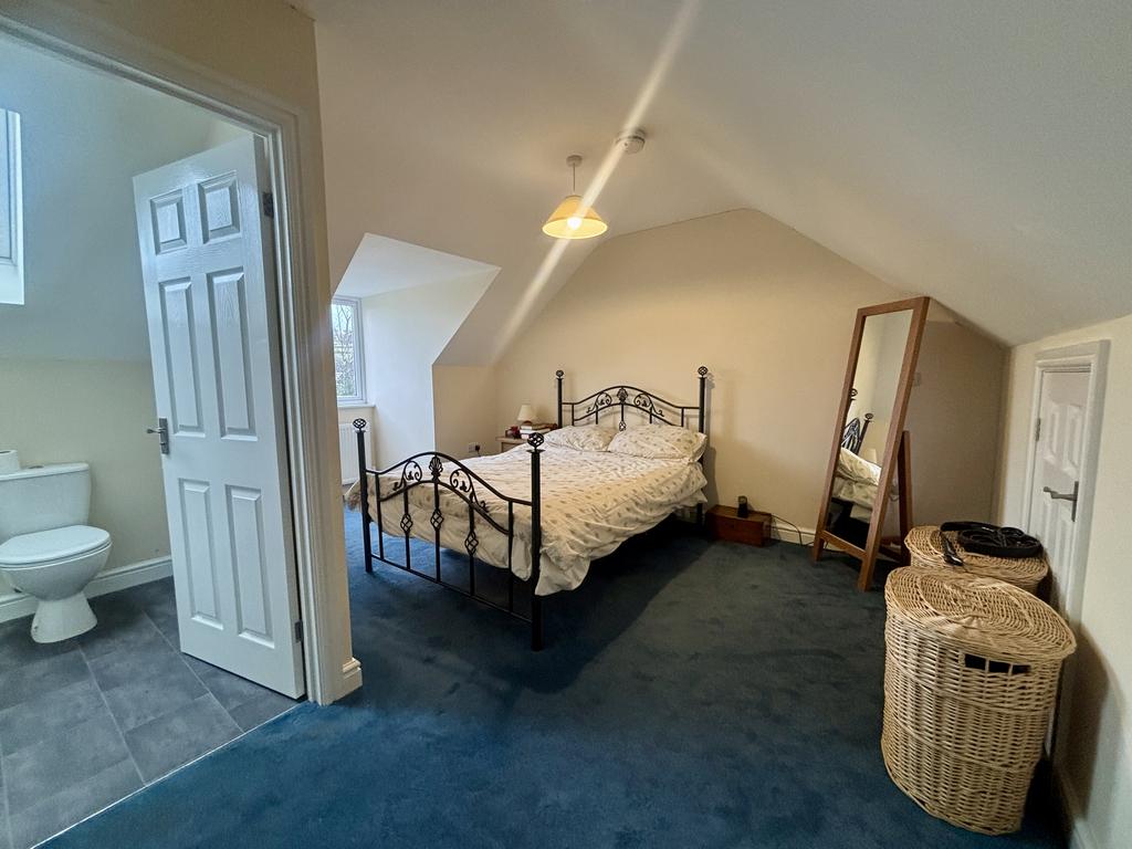 Principle bedroom 1