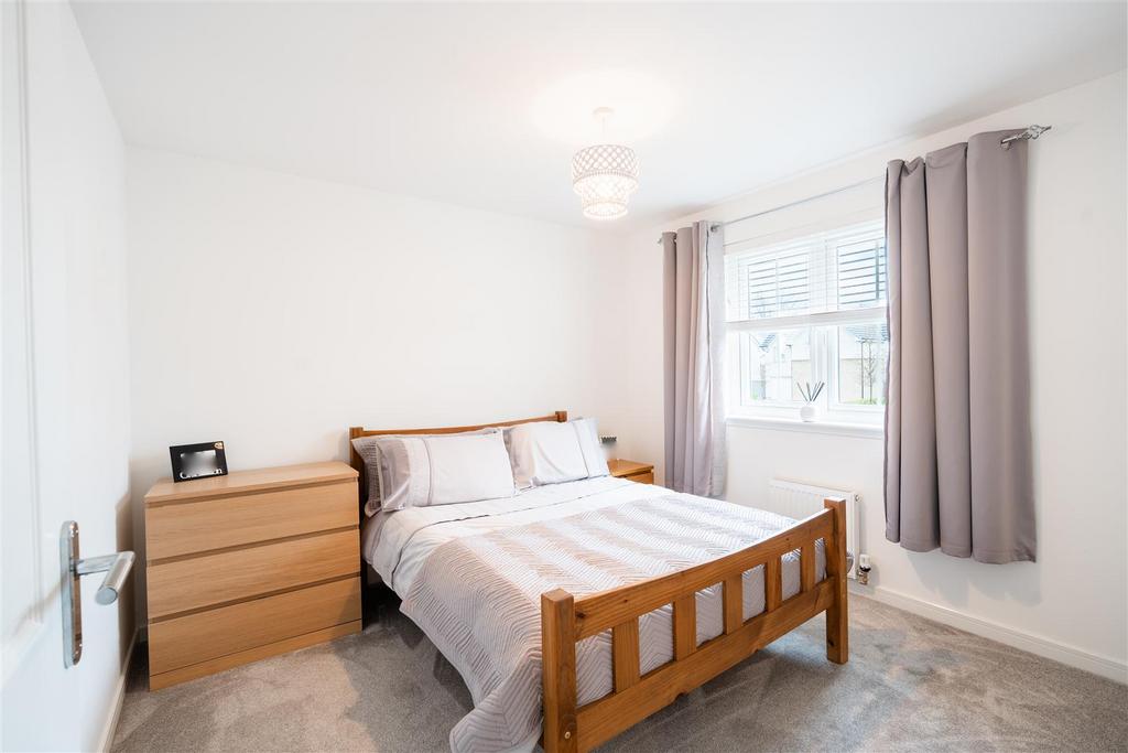 Bedroom.two.jpg