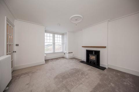 3 bedroom semi-detached house for sale, Osborne Road, Crowborough