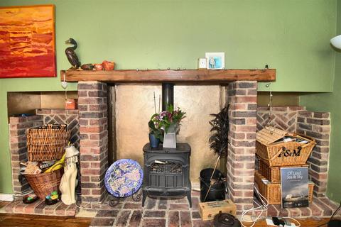 4 bedroom detached house for sale, St Peters Road, Seaford