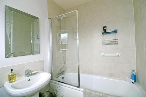 4 bedroom detached house for sale, St Peters Road, Seaford
