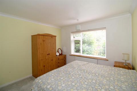 4 bedroom detached house for sale, St Peters Road, Seaford