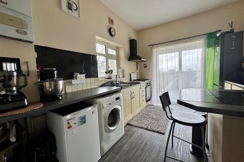 undefined, Abingdon Road, Plymouth PL4