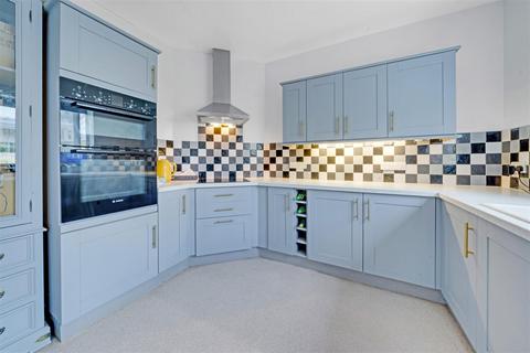 3 bedroom semi-detached house for sale, Ashbrook Road, St. Leonards-On-Sea