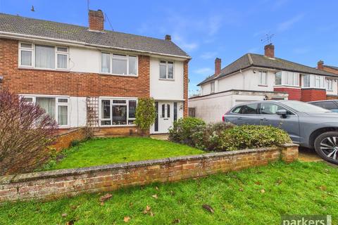Harcourt Drive, Reading RG6