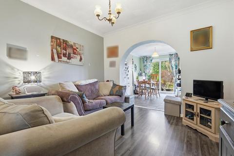 3 bedroom end of terrace house for sale, Romford RM7