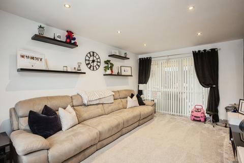4 bedroom detached house for sale, Adamstiles, Grantham, NG32
