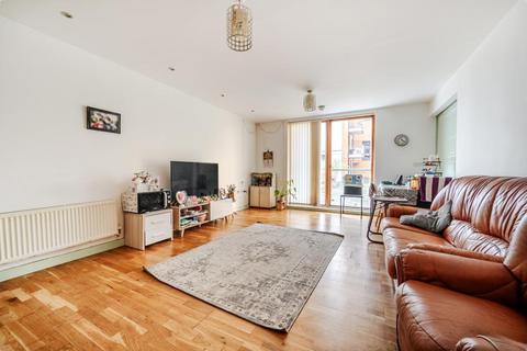 2 bedroom flat for sale, Central Reading, ,  Berkshire,  RG1