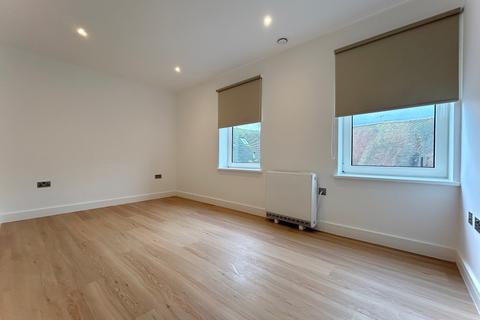1 bedroom flat to rent, 5 Manor Road, Wallington SM6