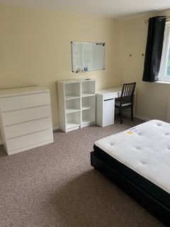 3 bedroom terraced house to rent, Montpelier Road, Nottingham NG7