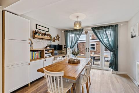 undefined, George Place, St Neots PE19
