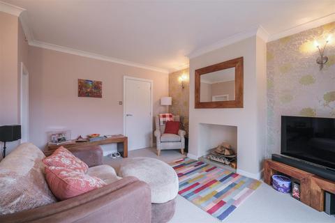 2 bedroom end of terrace house for sale, East Street,,Lightcliffe