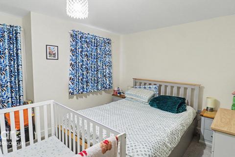 2 bedroom semi-detached house for sale, Hawksbill Way, Peterborough