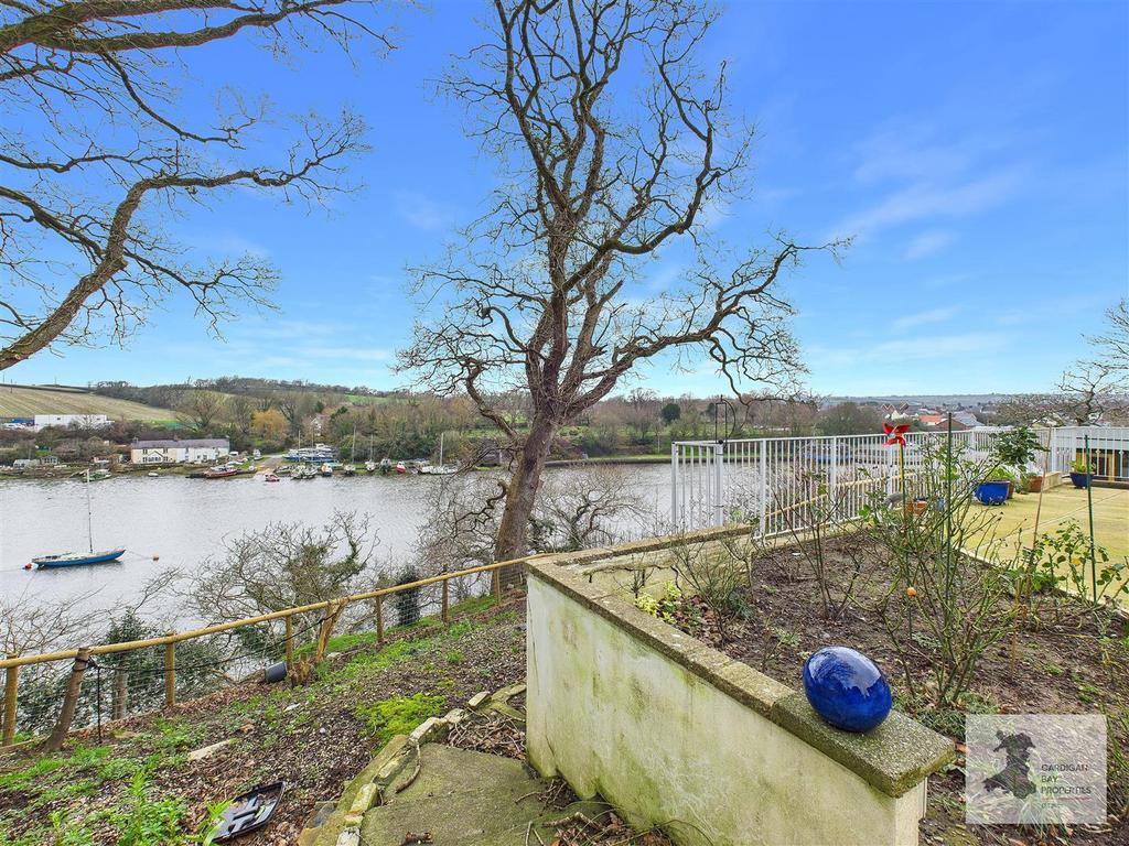 Garden and views