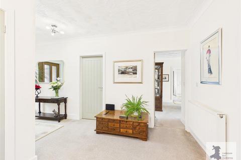 4 bedroom detached bungalow for sale, St. Dogmaels Road, Cardigan