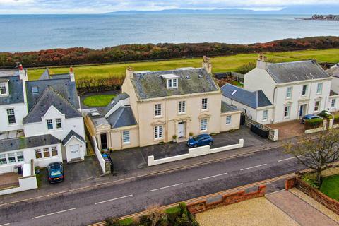 undefined, South Beach, Troon, South Ayrshire