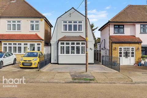 2 bedroom detached house for sale, Hood Road, Rainham