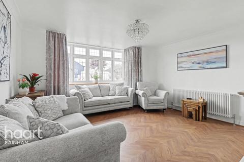 2 bedroom detached house for sale, Hood Road, Rainham