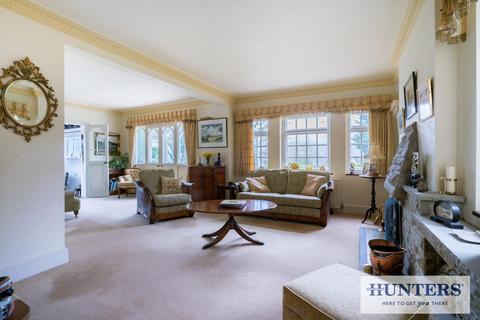 3 bedroom detached house for sale, Acacia Park Terrace, Rawdon Border