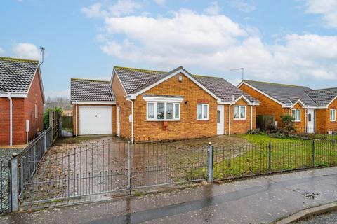 2 bedroom semi-detached bungalow for sale, Fremantle Road, Great Yarmouth