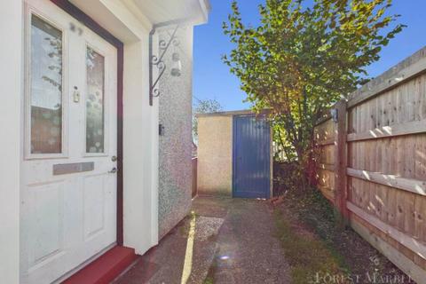 2 bedroom flat to rent, Frome, Somerset,