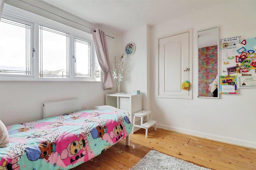 0148e679-Bedrooom.......jpg