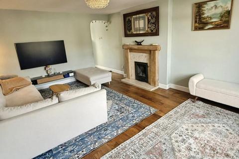 3 bedroom townhouse for sale, Flatholme Road, Netherhall, Leicester, LE5