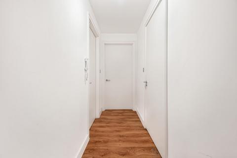 undefined, Cromie Close, London, N13