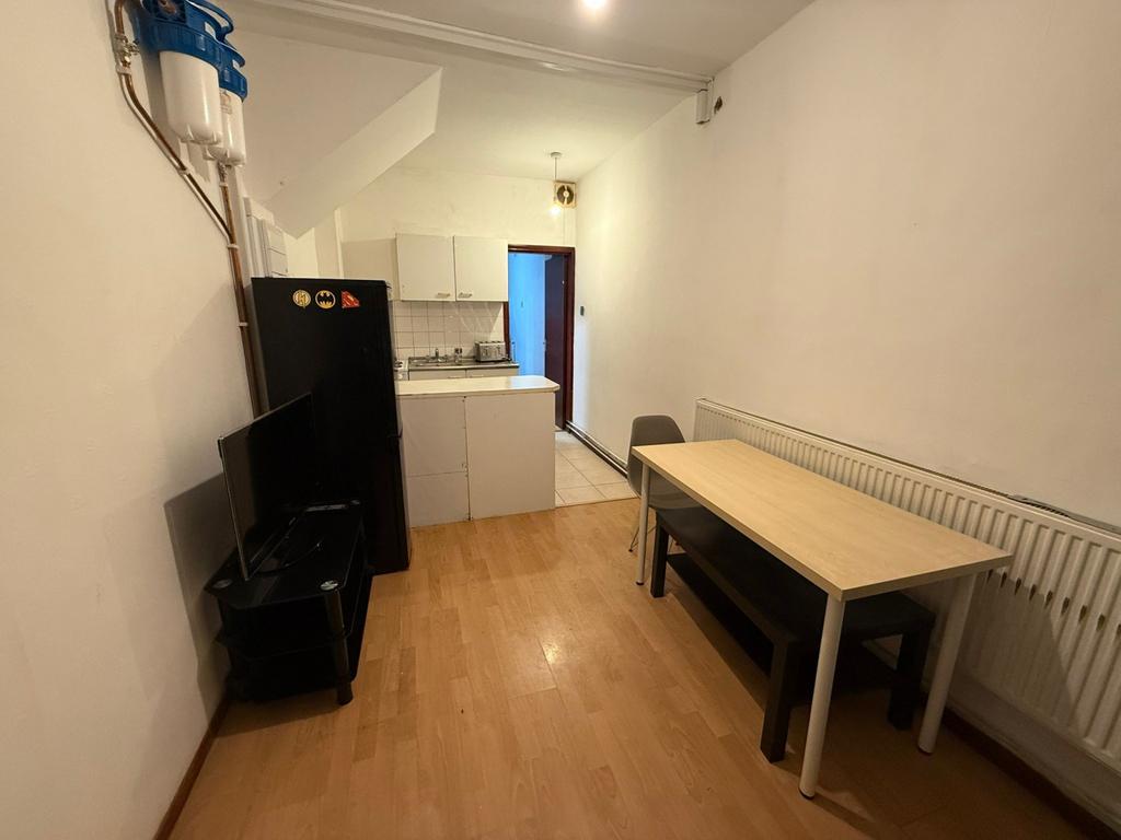 2 Bedroom Ground Floor Flat – Southall (UB2)