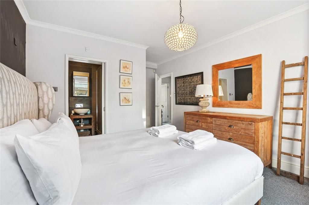 Principal Bedroom