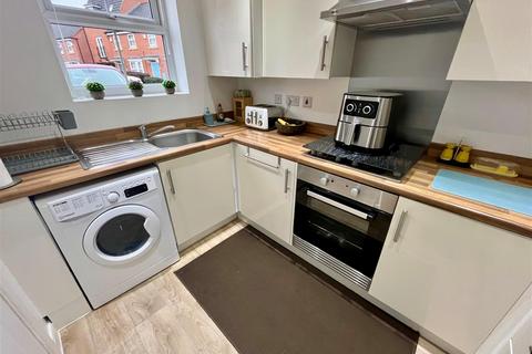 2 bedroom terraced house for sale, Greenwich Park, Kingswood, Hull