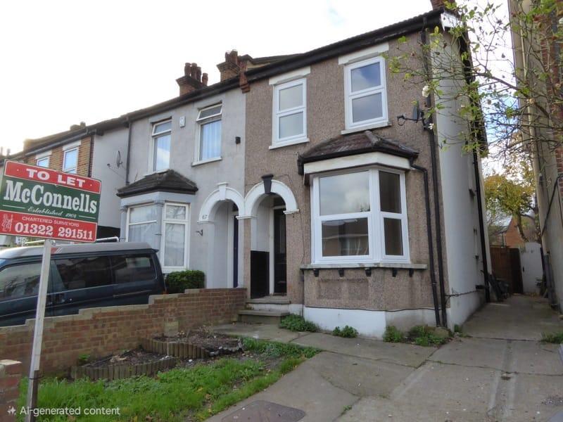 3 bed semi-detached house to rent Priory Road, Da