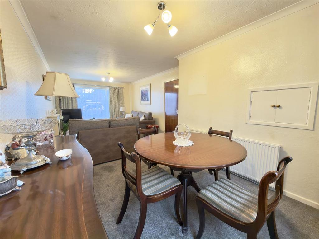 Lounge/Diner