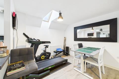 undefined, Wycombe Road Kingsway, Quedgeley, Gloucester, Gloucestershire, GL2