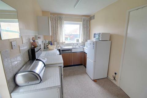 3 bedroom detached house for sale, Oak Way, Huntley, Gloucester