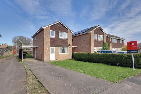 undefined, Oak Way, Huntley, Gloucester