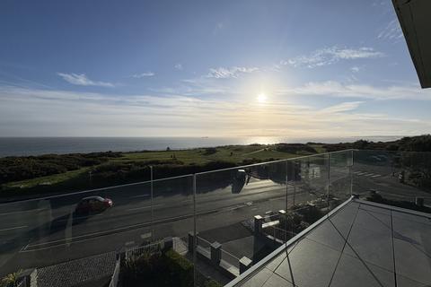 undefined, Exceptional Three-Bedroom Apartment with Sea Views & Balcony – Southbourne