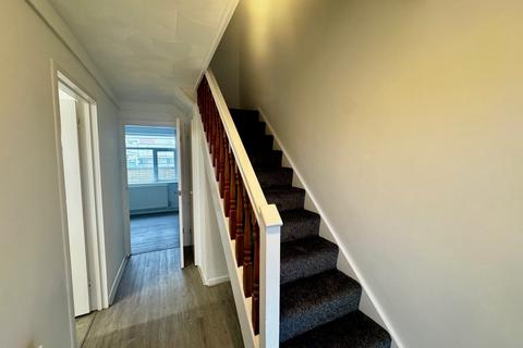 undefined, Southampton SO15