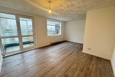undefined, Southampton SO15