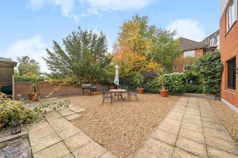2 bedroom apartment for sale, Heathside Road, Woking, GU22