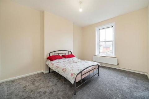 2 bedroom flat for sale, Chichele Road, London NW2