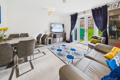 3 bedroom end of terrace house for sale, FORESTERS DRIVE, LIPHOOK, GU30