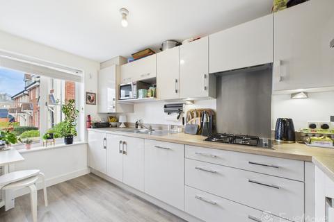 3 bedroom end of terrace house for sale, FORESTERS DRIVE, LIPHOOK, GU30